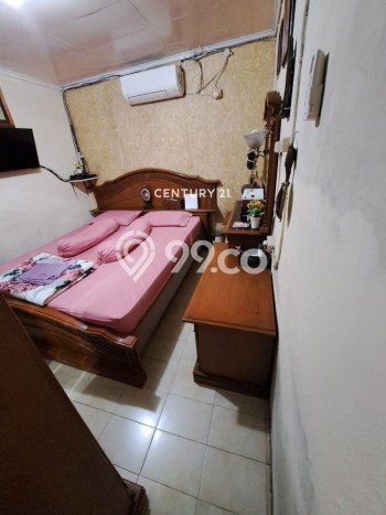 For Sale! Luxury House LT 155m2 Desain Modern di Pisangan Lama For Sale! Luxury House LT 155m2 Desain Modern di Pisangan Lama