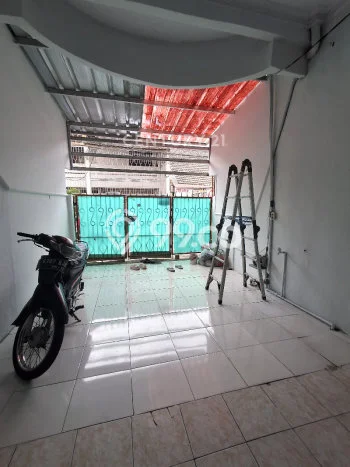 Disewakan segera rumah minimalis lokasi strategis 2 Kamar di Johar Baru, Jakarta Pusat Disewakan segera rumah minimalis lokasi strategis 2 Kamar di Johar Baru, Jakarta Pusat