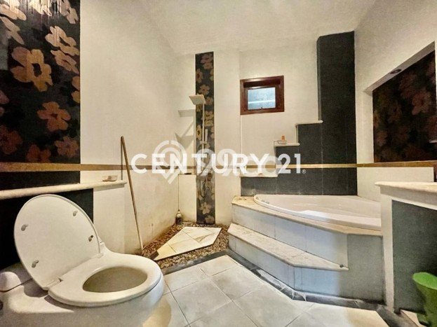 Hunian Eksklusif Siap Huni LT 733m2 di Menteng, Jakarta Pusat Hunian Eksklusif Siap Huni LT 733m2 di Menteng, Jakarta Pusat