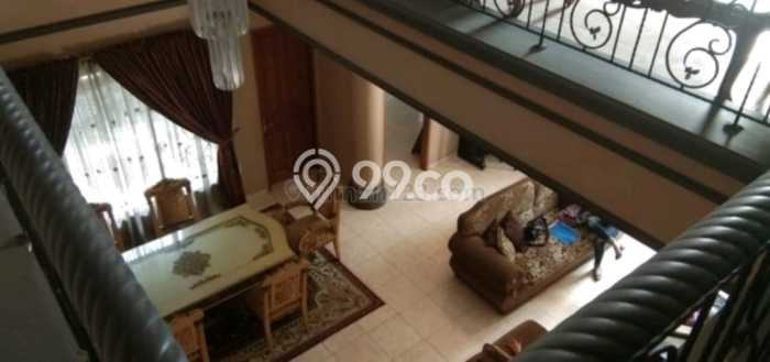 Rumah Elit Modern Siap Huni di Utan Kayu Jakarta Timur Rumah Elit Modern Siap Huni di Utan Kayu Jakarta Timur