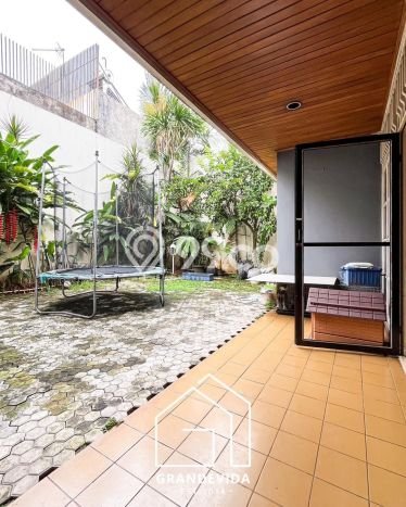 Dijual Rumah Mewah Megah Dengan View Eksklusif di Pondok Indah, Jakarta Selatan Dijual Rumah Mewah Megah Dengan View Eksklusif di Pondok Indah, Jakarta Selatan