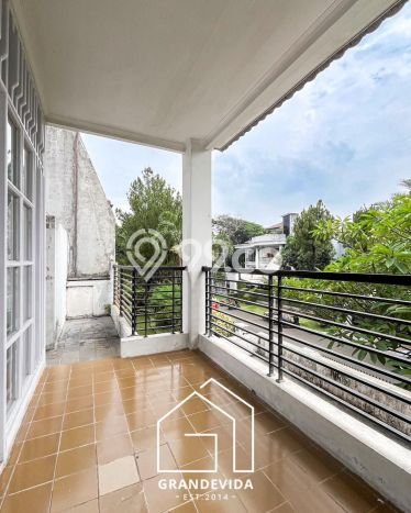 Dijual Rumah Mewah Megah Dengan View Eksklusif di Pondok Indah, Jakarta Selatan Dijual Rumah Mewah Megah Dengan View Eksklusif di Pondok Indah, Jakarta Selatan