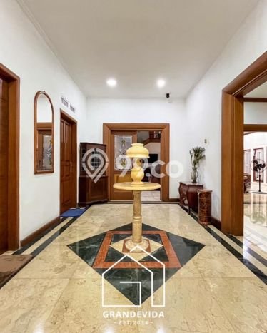 For Sale! Luxury House LT 1628m2 Desain Elegan di Pejaten For Sale! Luxury House LT 1628m2 Desain Elegan di Pejaten