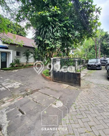 Dijual Rumah Premium dengan Fasilitas Sekitar Komplit di Kebayoran Baru, Jakarta Selatan Dijual Rumah Premium dengan Fasilitas Sekitar Komplit di Kebayoran Baru, Jakarta Selatan
