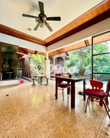 Rumah Luxury Modern Siap Huni di Pejaten Jakarta Selatan Rumah Luxury Modern Siap Huni di Pejaten Jakarta Selatan