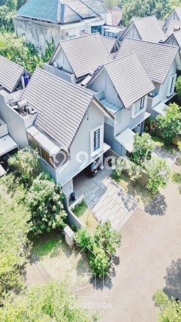 Rumah Elit Modern Tanpa Renovasi di Bintaro Tangerang Selatan Rumah Elit Modern Tanpa Renovasi di Bintaro Tangerang Selatan