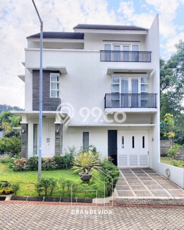 For Sale! Premium House LT 313m2 Desain Modern di Lebak Bulus For Sale! Premium House LT 313m2 Desain Modern di Lebak Bulus