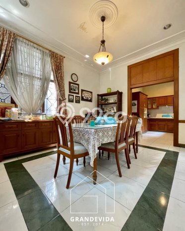 For Sale! Luxury House LT 470m2 Desain Elegan di Lebak Bulus For Sale! Luxury House LT 470m2 Desain Elegan di Lebak Bulus