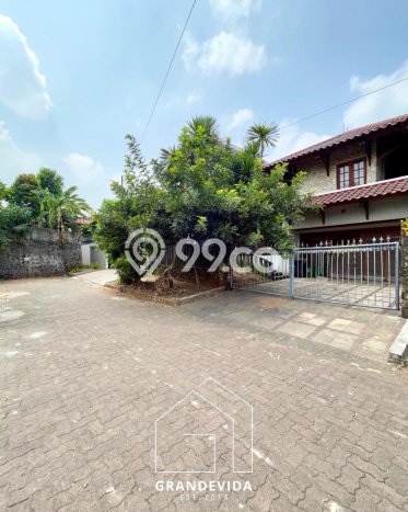 Rumah Elit Modern Tanpa Renovasi di Lebak Bulus Jakarta Selatan Rumah Elit Modern Tanpa Renovasi di Lebak Bulus Jakarta Selatan