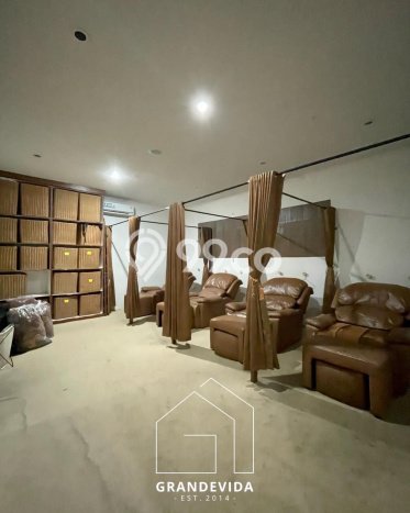 Area Ramai! Komersial Dijual di Jagakarsa untuk Bisnis Luas Bangunan 700m2 Area Ramai! Komersial Dijual di Jagakarsa untuk Bisnis Luas Bangunan 700m2