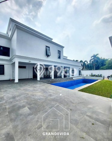 For Sale Rumah Elit Exclusive di Kebayoran Baru, Jakarta Selatan For Sale Rumah Elit Exclusive di Kebayoran Baru, Jakarta Selatan