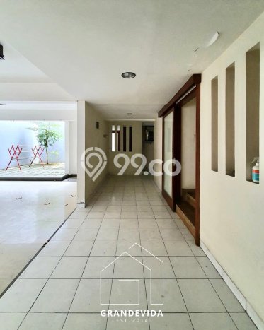 For Sale Rumah Elit Exclusive di Kebayoran Baru, Jakarta Selatan For Sale Rumah Elit Exclusive di Kebayoran Baru, Jakarta Selatan