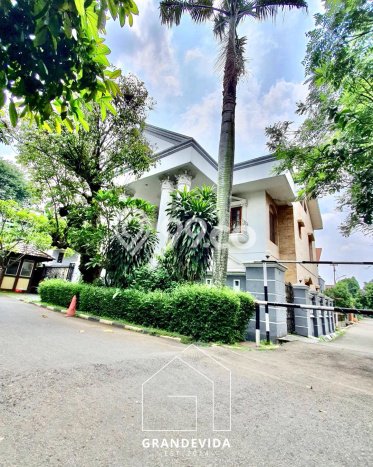 Jual Rumah Mewah Megah Dengan View Eksklusif di Jati Padang, Jakarta Selatan Jual Rumah Mewah Megah Dengan View Eksklusif di Jati Padang, Jakarta Selatan