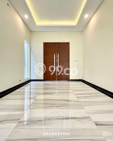 Rumah Elit LB 500m2 Siap Huni Desain Elegan di Pondok Indah, Jakarta Selatan Rumah Elit LB 500m2 Siap Huni Desain Elegan di Pondok Indah, Jakarta Selatan
