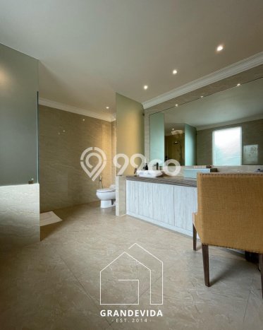 Rumah Luxury Modern Siap Huni di Senayan Jakarta Selatan Rumah Luxury Modern Siap Huni di Senayan Jakarta Selatan