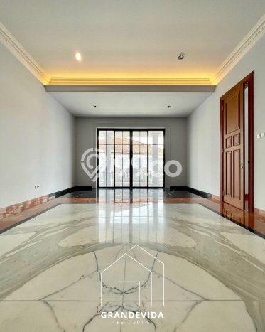 Rumah Luxury Modern Siap Huni di Pondok Indah Jakarta Selatan Rumah Luxury Modern Siap Huni di Pondok Indah Jakarta Selatan