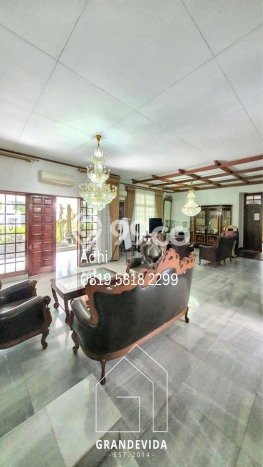 Siap Huni Rumah Mewah 7 Kamar di Kebayoran Baru Dekat ke Mana Pun Siap Huni Rumah Mewah 7 Kamar di Kebayoran Baru Dekat ke Mana Pun