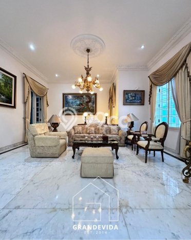 Hot Offer Hunian Mewah Ideal dan Luas di Menteng, Jakarta Pusat Hot Offer Hunian Mewah Ideal dan Luas di Menteng, Jakarta Pusat