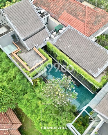 Rumah Elit Modern Tanpa Renovasi di Kemang Jakarta Selatan Rumah Elit Modern Tanpa Renovasi di Kemang Jakarta Selatan