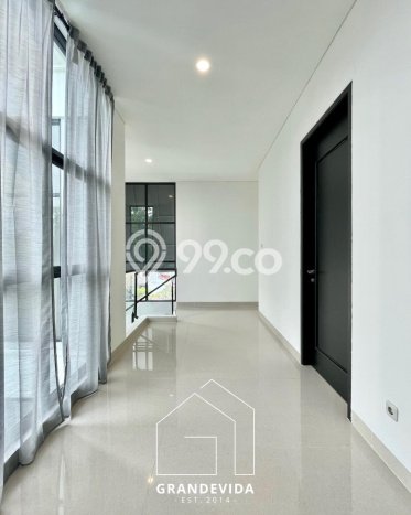 Dijual Rumah Mewah Elegan Dengan View Eksklusif di Kemang, Jakarta Selatan Dijual Rumah Mewah Elegan Dengan View Eksklusif di Kemang, Jakarta Selatan