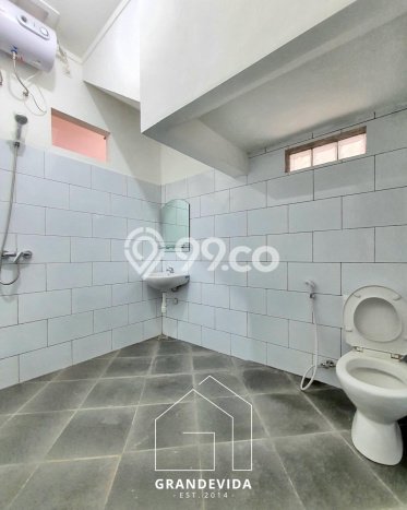 Unit Komersial Dijual di Kebayoran Baru Jakarta Selatan Luas Tanah 698m2, Luas Bangunan 1000m2 Unit Komersial Dijual di Kebayoran Baru Jakarta Selatan Luas Tanah 698m2, Luas Bangunan 1000m2
