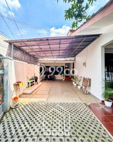 Siap Huni Rumah Mewah 3 Kamar di Kebayoran Baru Dekat ke Mana Saja Siap Huni Rumah Mewah 3 Kamar di Kebayoran Baru Dekat ke Mana Saja
