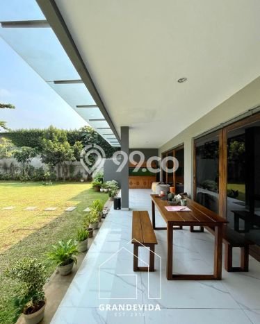 Dijual Hunian Mewah dengan Fasilitas Sekitar Komplit di Kebayoran Lama, Jakarta Selatan Dijual Hunian Mewah dengan Fasilitas Sekitar Komplit di Kebayoran Lama, Jakarta Selatan