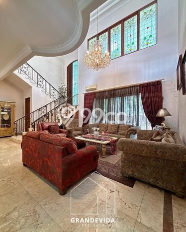 Rumah Luxury Modern Tanpa Renovasi di Pondok Indah Jakarta Selatan Rumah Luxury Modern Tanpa Renovasi di Pondok Indah Jakarta Selatan