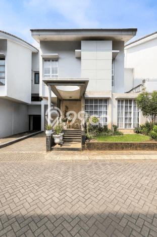 Ready to Use! Premium House LT 200m2 Desain Elegan di Kemang Ready to Use! Premium House LT 200m2 Desain Elegan di Kemang