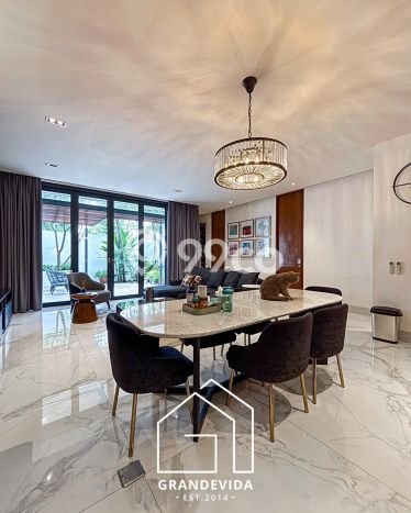 Hunian Mewah LB 228m2 Siap Pakai Desain Elegan di Bintaro, Jakarta Selatan Hunian Mewah LB 228m2 Siap Pakai Desain Elegan di Bintaro, Jakarta Selatan