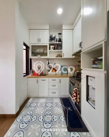 Rumah Luxury Modern Siap Huni di Pondok Indah Jakarta Selatan Rumah Luxury Modern Siap Huni di Pondok Indah Jakarta Selatan