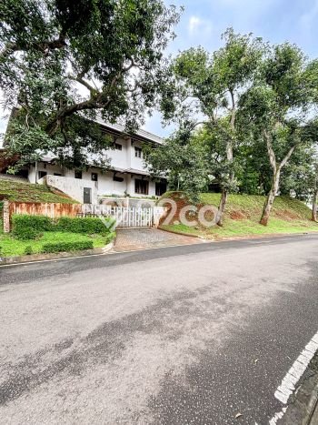 Rumah Minimalis LB/LT 1841m2/4090m2 Siap Huni di Pondok Indah, Jakarta Selatan Rumah Minimalis LB/LT 1841m2/4090m2 Siap Huni di Pondok Indah, Jakarta Selatan