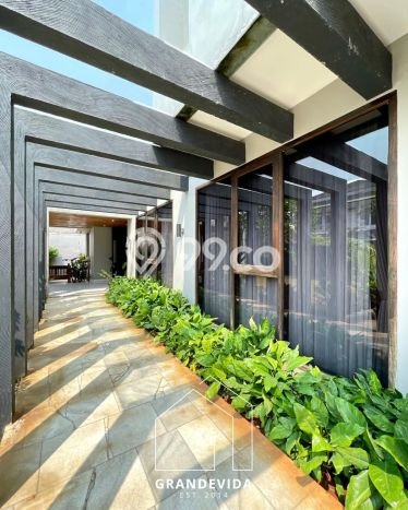 Dijual Hunian Mewah dengan Fasilitas Sekitar Komplit di Kebayoran Lama, Jakarta Selatan Dijual Hunian Mewah dengan Fasilitas Sekitar Komplit di Kebayoran Lama, Jakarta Selatan