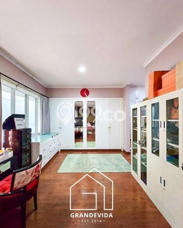Rumah Eksklusif Dijual LT 196m2 di Kebayoran Baru, Jakarta Selatan Rumah Eksklusif Dijual LT 196m2 di Kebayoran Baru, Jakarta Selatan