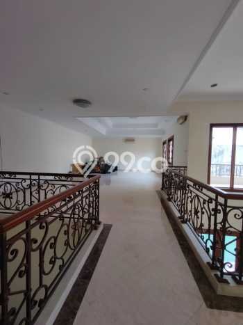 Dijual Rumah Mewah Exclusive di Kebayoran Baru, Jakarta Selatan Dijual Rumah Mewah Exclusive di Kebayoran Baru, Jakarta Selatan