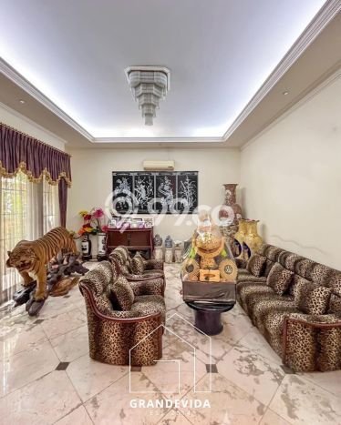 Hunian Elit LB 800m2 Siap Pakai Desain Elegan di Kuningan, Jakarta Selatan Hunian Elit LB 800m2 Siap Pakai Desain Elegan di Kuningan, Jakarta Selatan