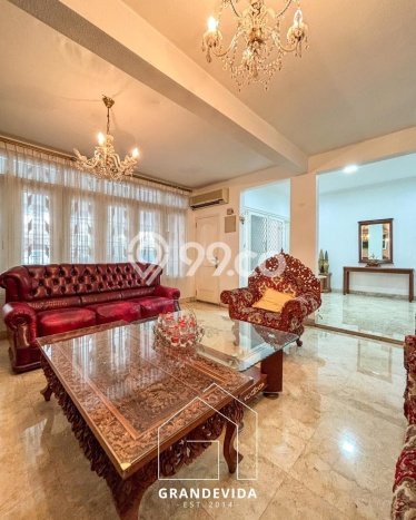 Rumah Elit Modern Siap Huni di Tanjung Barat Jakarta Selatan Rumah Elit Modern Siap Huni di Tanjung Barat Jakarta Selatan