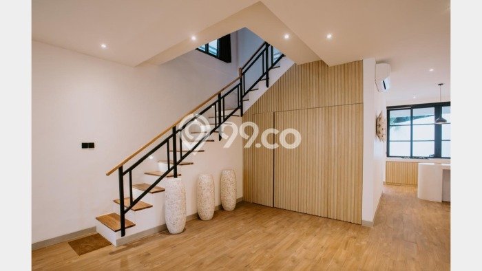 Vila Potensial Kawasan , Luas 200m2m², Lingkungan Nyaman untuk Anda Vila Potensial Kawasan , Luas 200m2m², Lingkungan Nyaman untuk Anda