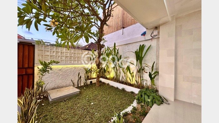 Rumah Kontrakan Badung LT 150m2 LB 125m2 Area Kerobokan Rumah Kontrakan Badung LT 150m2 LB 125m2 Area Kerobokan