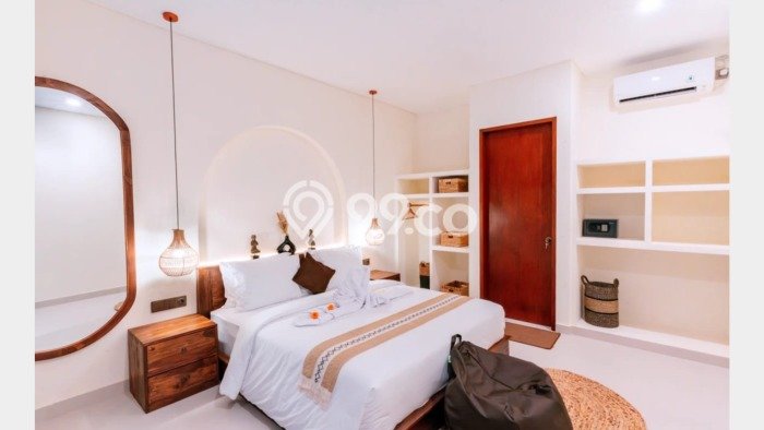 LOKASI TERBAIK! Vila Kawasan Kuta, Ukuran 300m2m², Area Strategis dengan jalan bagus LOKASI TERBAIK! Vila Kawasan Kuta, Ukuran 300m2m², Area Strategis dengan jalan bagus
