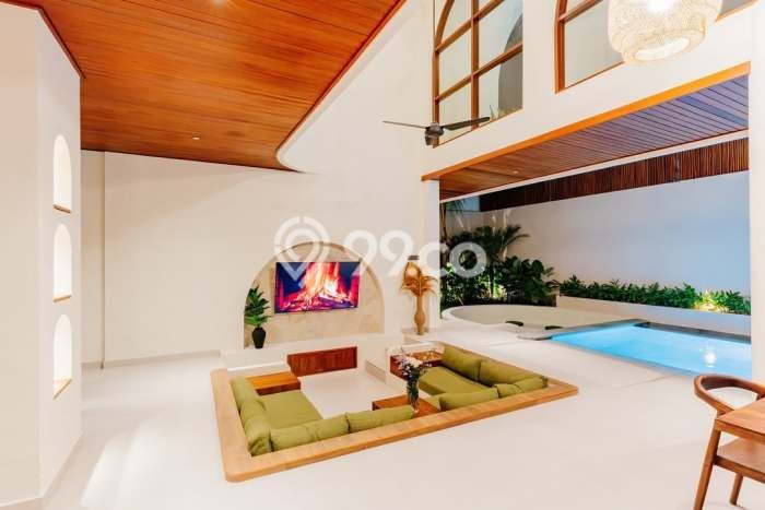 LOKASI TERBAIK! Vila Kawasan Kuta, Ukuran 300m2m², Area Strategis dengan jalan bagus LOKASI TERBAIK! Vila Kawasan Kuta, Ukuran 300m2m², Area Strategis dengan jalan bagus