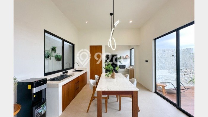 Vila Strategis Kawasan , Luas 142m2m², Akses Badung, Badung Vila Strategis Kawasan , Luas 142m2m², Akses Badung, Badung