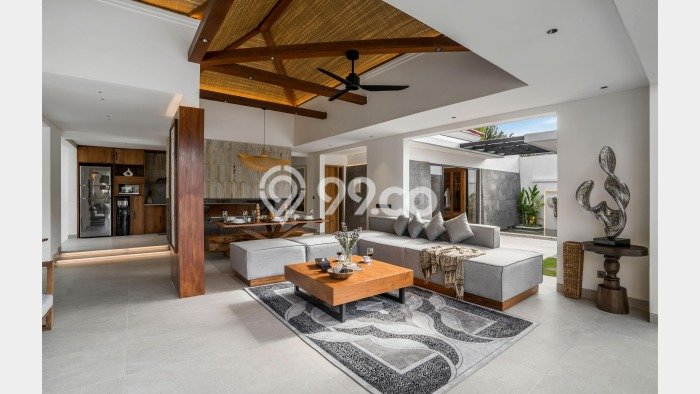 Dijual Vila Kawasan , Luas 810m2m², Area Nyaman Dijual Vila Kawasan , Luas 810m2m², Area Nyaman