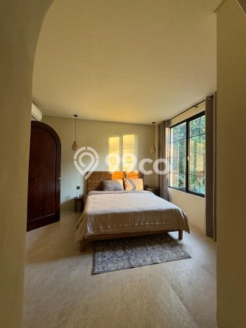 LOKASI STRATEGIS! Vila Kawasan , Ukuran 200m2m², Dekat pusat umum LOKASI STRATEGIS! Vila Kawasan , Ukuran 200m2m², Dekat pusat umum