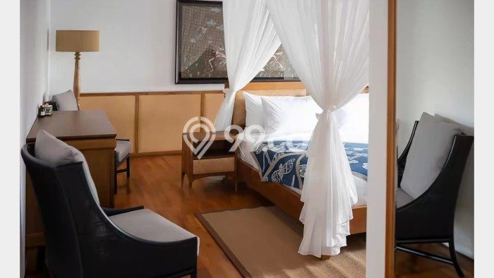 Vila Kawasan , Luas 675m2m², Ideal untuk tempat tinggal keluarga Vila Kawasan , Luas 675m2m², Ideal untuk tempat tinggal keluarga