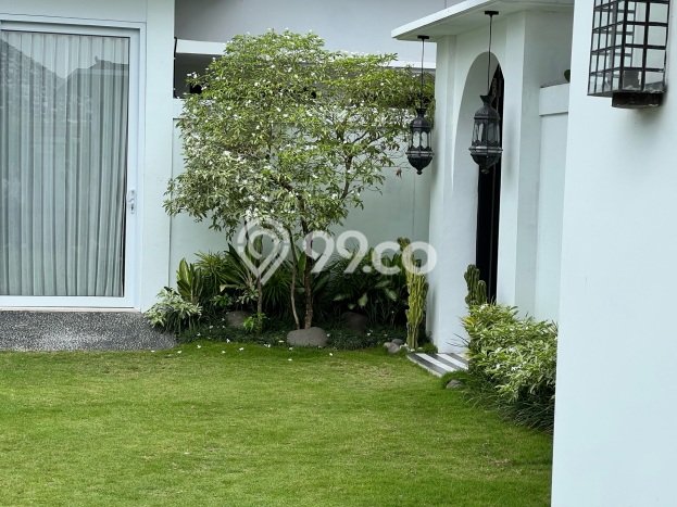 FOR SALE! Vila Kawasan , Area 918m2m², Akses ke Fasilitas Umum FOR SALE! Vila Kawasan , Area 918m2m², Akses ke Fasilitas Umum