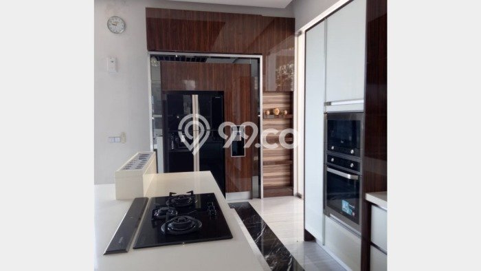 LOKASI STRATEGIS! Vila Kawasan , Area 1330m2m², Lingkungan Strategis LOKASI STRATEGIS! Vila Kawasan , Area 1330m2m², Lingkungan Strategis
