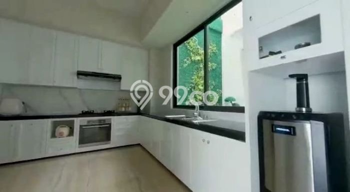 DIJUAL CEPAT! Rumah Modern di Candisari, Semarang, LT 697m2m² Bangunan 1400m2m² NEGO! DIJUAL CEPAT! Rumah Modern di Candisari, Semarang, LT 697m2m² Bangunan 1400m2m² NEGO!