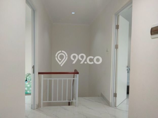 Rumah Mewah LB 115m2 Siap Huni Desain Elegan di Manyaran, Semarang Rumah Mewah LB 115m2 Siap Huni Desain Elegan di Manyaran, Semarang