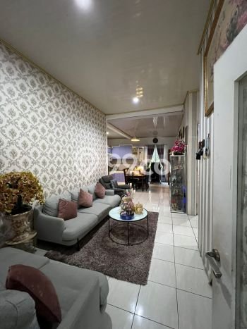 Dijual Cepat Rumah Favorit Siap Huni LB 140m2 di Ngaliyan, Semarang Dijual Cepat Rumah Favorit Siap Huni LB 140m2 di Ngaliyan, Semarang
